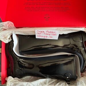 Hunter Black Glossy Rain Boots New In Box Size 7 (adjustable back)
